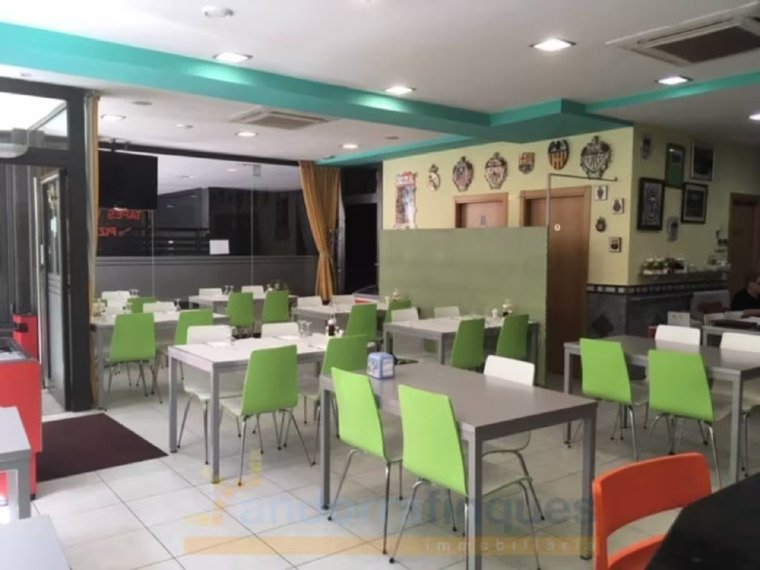Local comercial en venta en Anterior Següent Carretera de la Rabassa, Sant Julià de Lòria · 12 de 13