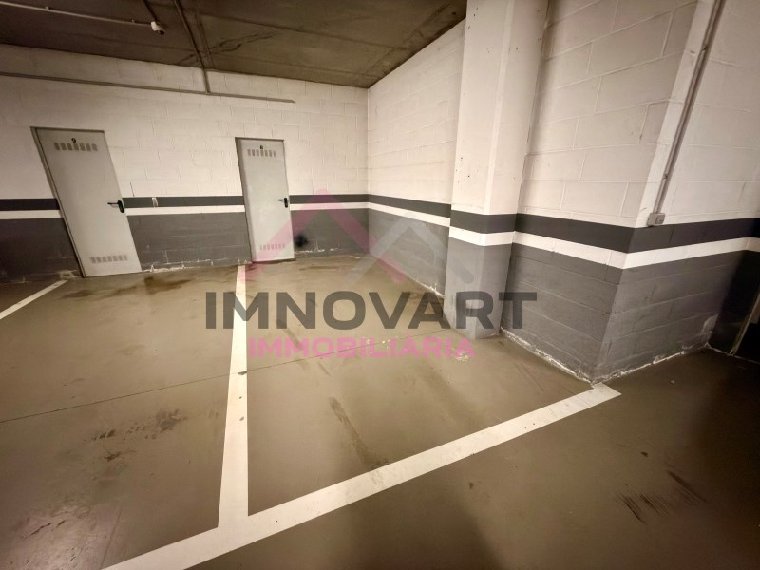 3-bedroom parking space for sale in Encamp · 3 of 3