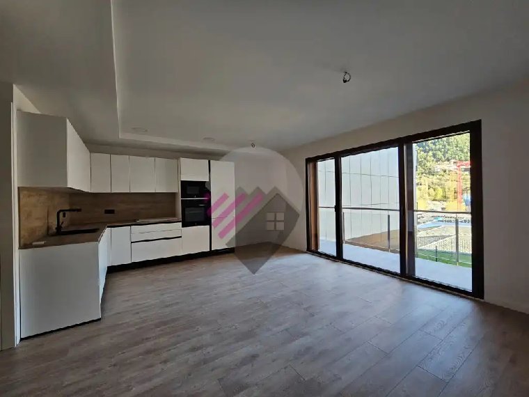3-bedroom flat for sale in Encamp · 4 of 60
