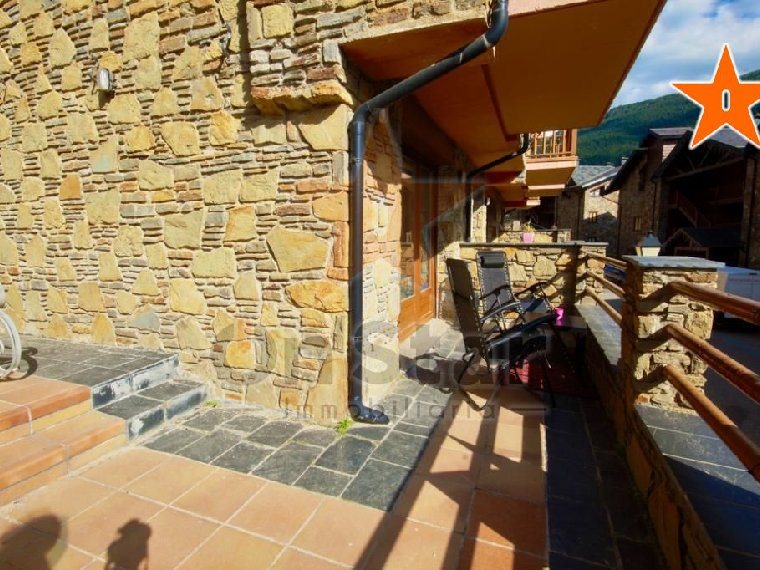 3-bedroom flat for sale in El Tarter, Canillo · 2 of 3