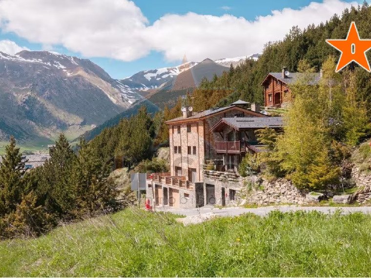 4-bedroom townhouse for sale in Canillo · 7 of 60