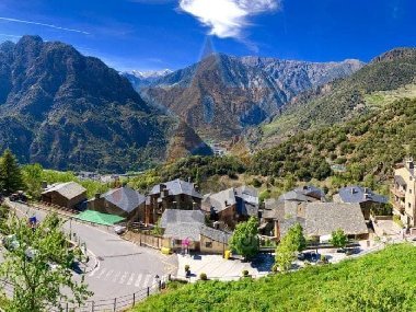10-bedroom building for sale in Sant Julià de Lòria · 3 of 5