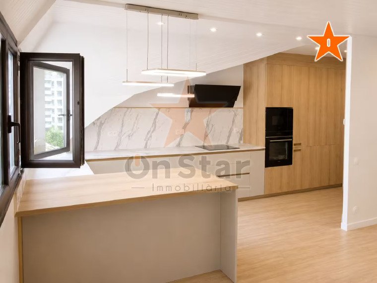 3-bedroom penthouse for sale in Andorra la Vella · 2 of 3