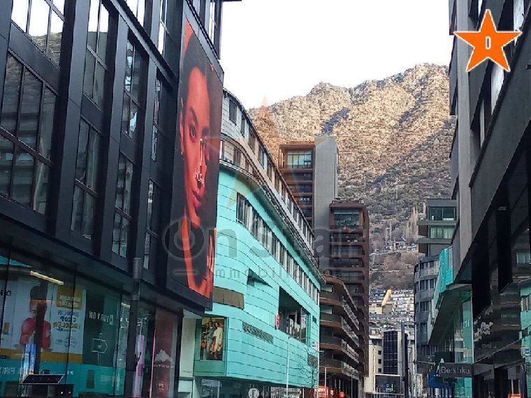 1-bedroom commercial premises for sale in Escaldes-Engordany · 3 of 4