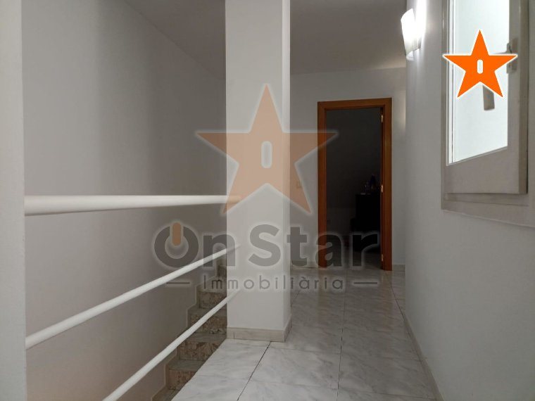 3-bedroom flat for sale in Andorra la Vella · 3 of 34