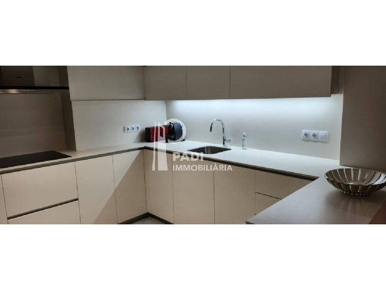 4-bedroom penthouse for sale in Andorra la Vella · 2 of 12