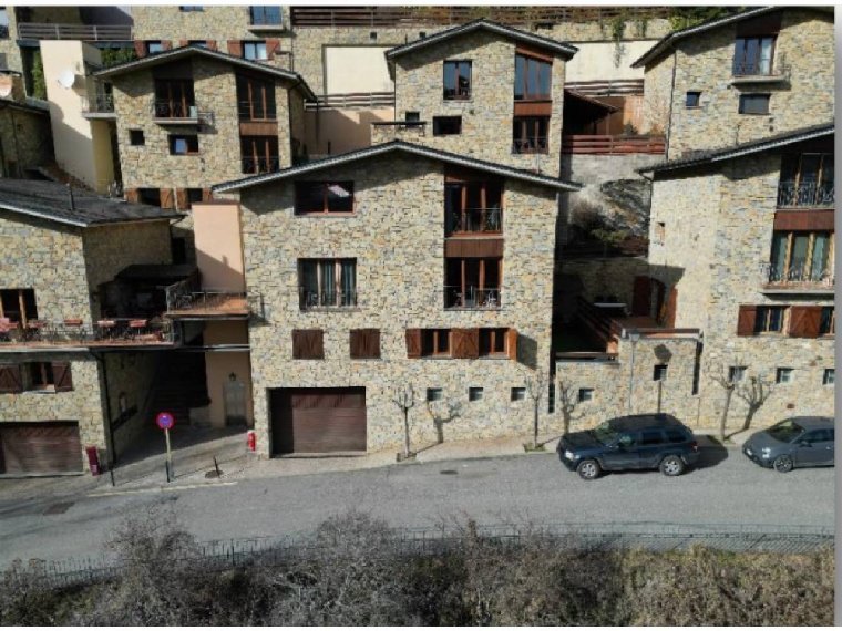 Chalet 4 chambres à vendre à Bixessarri, Sant Julià de Lòria · 2 sur 60