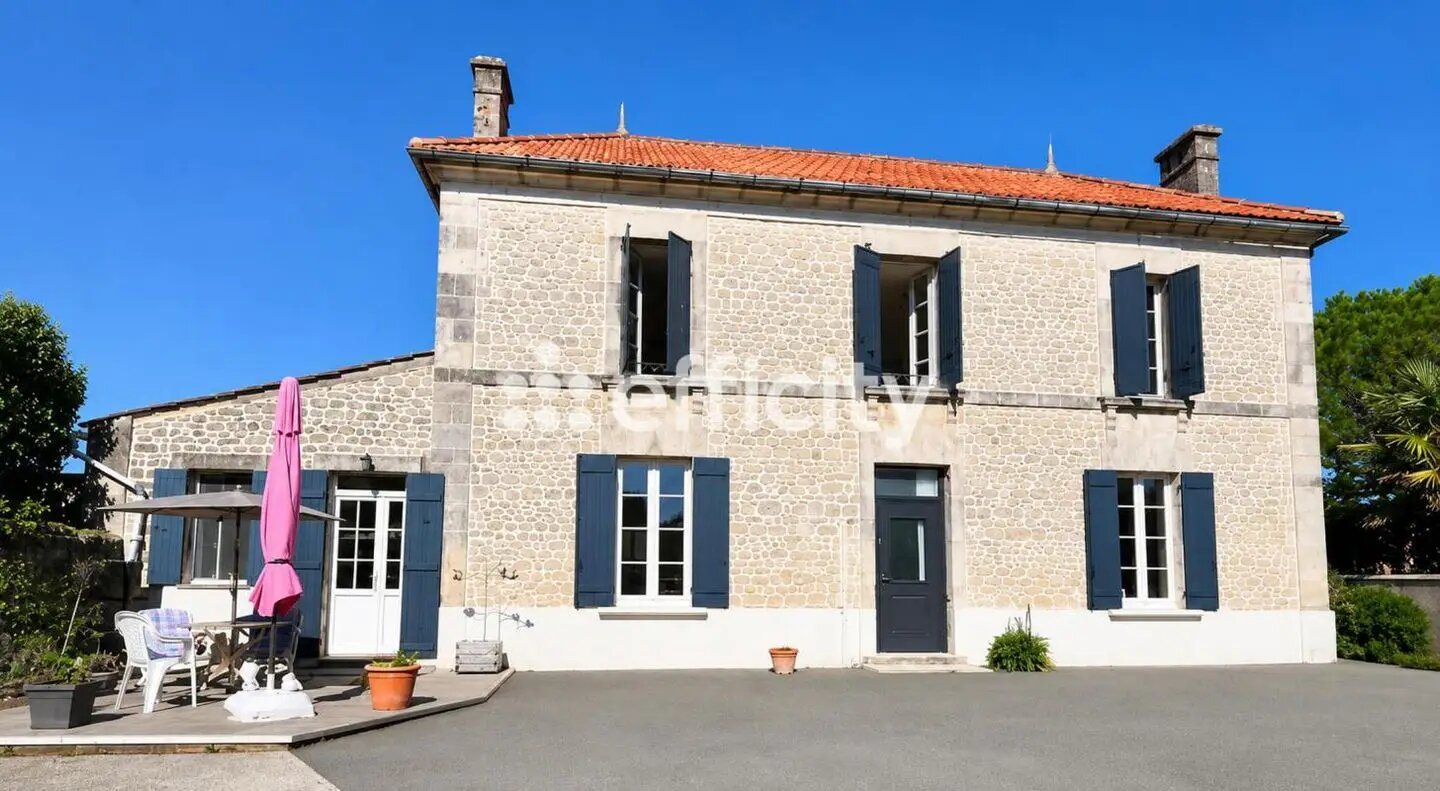 Maison à vendre, 196m², Gémozac
