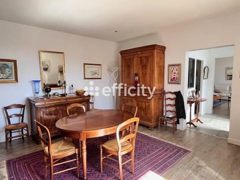 Maison à vendre, 196m², Gémozac