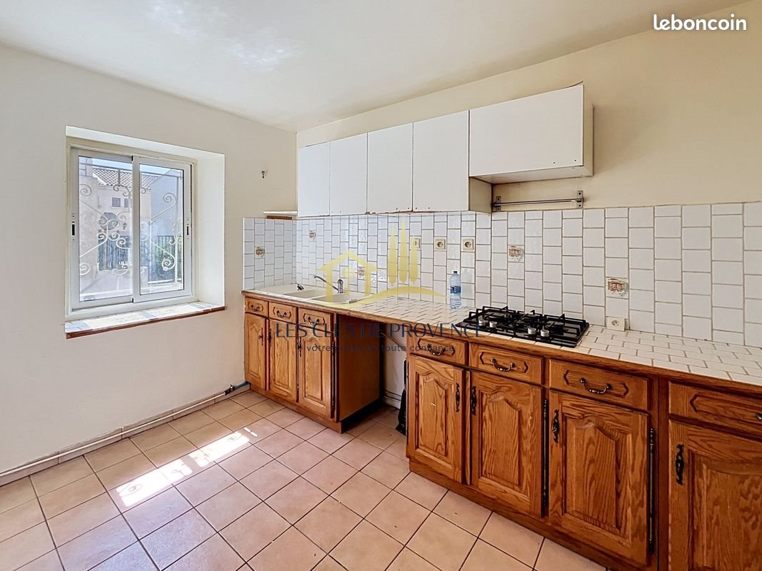 Maison à vendre, 77m², Rognac