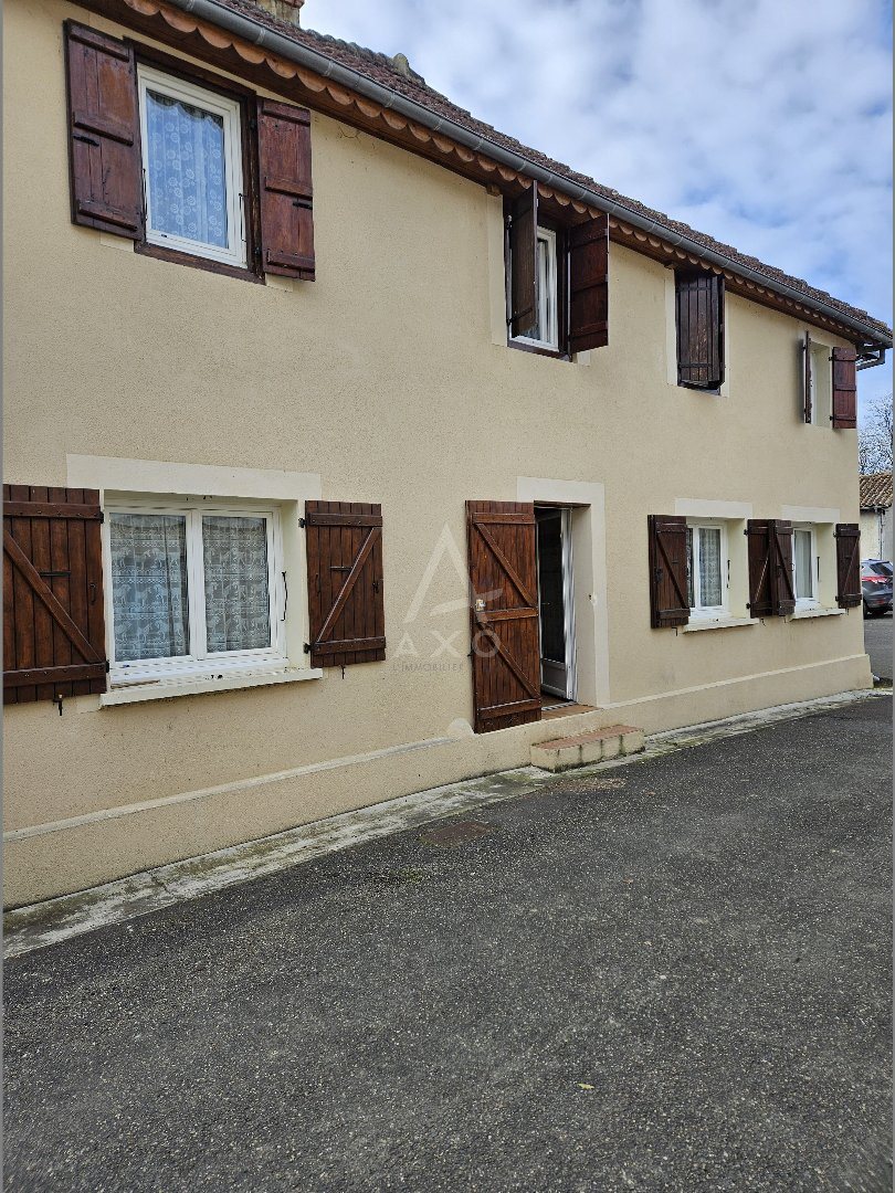 Maison à vendre, 209m², Dému