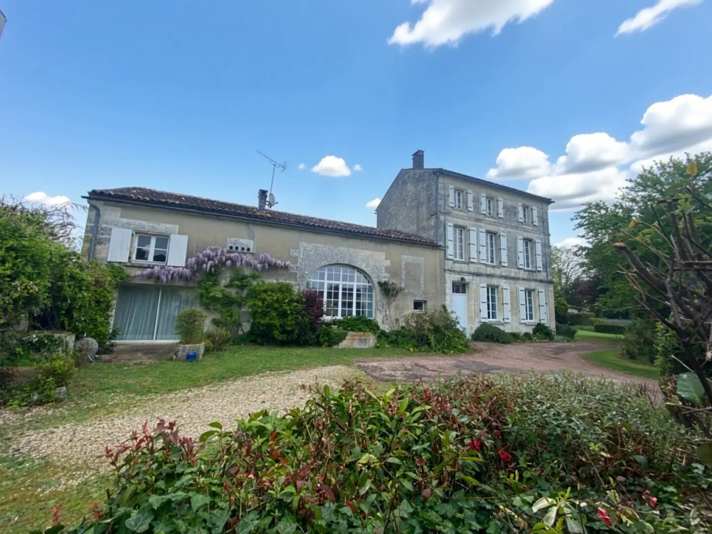 Maison à vendre, 321m², Puymoyen