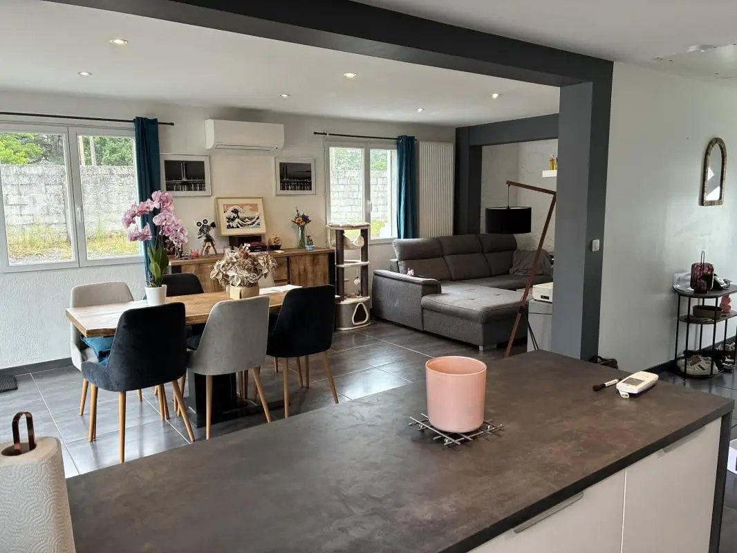 Maison à vendre, 92m², Le Pian-Médoc