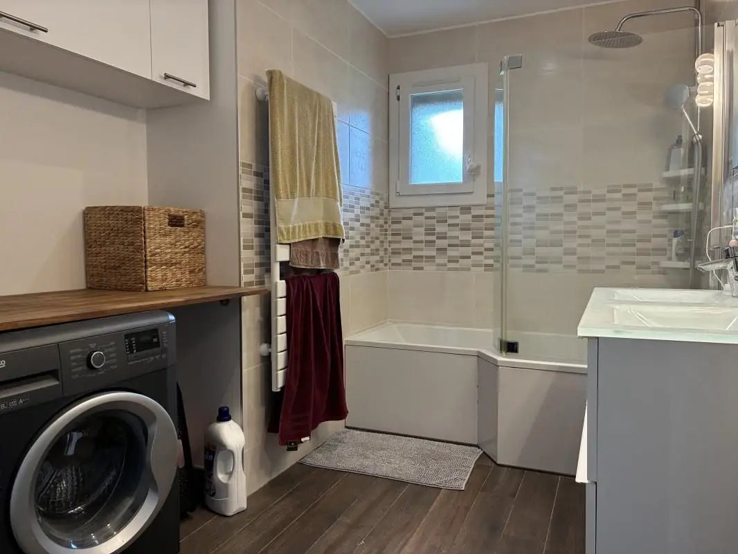 Maison à vendre, 92m², Le Pian-Médoc