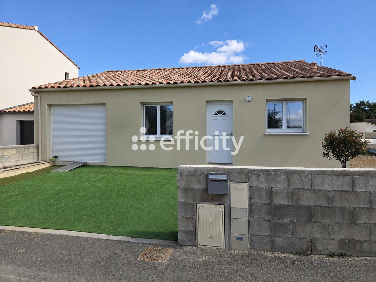 Maison à vendre, 82m², Plaissan