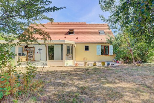 Maison 9 pièces 200 m² · à La Queue-les-Yvelines · 200 m² · 525 000 €