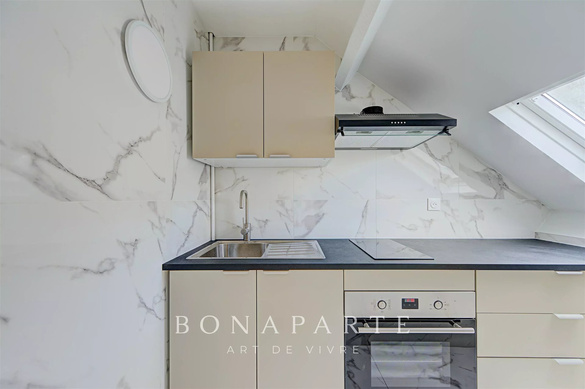 Appartement à vendre, 27m², Versailles