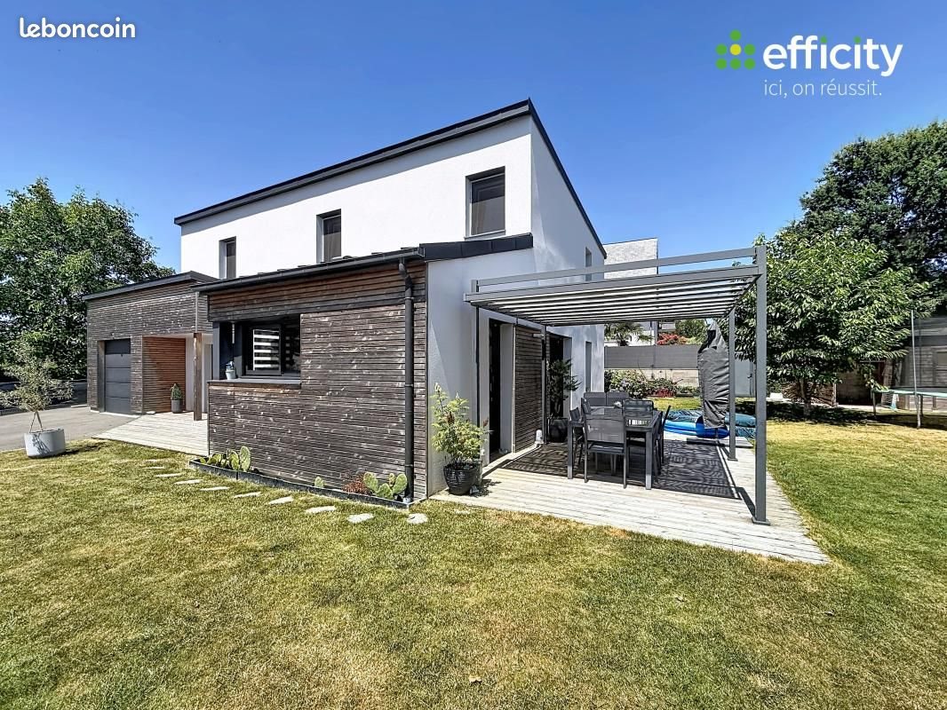Maison à vendre, 156m², Châteaubourg