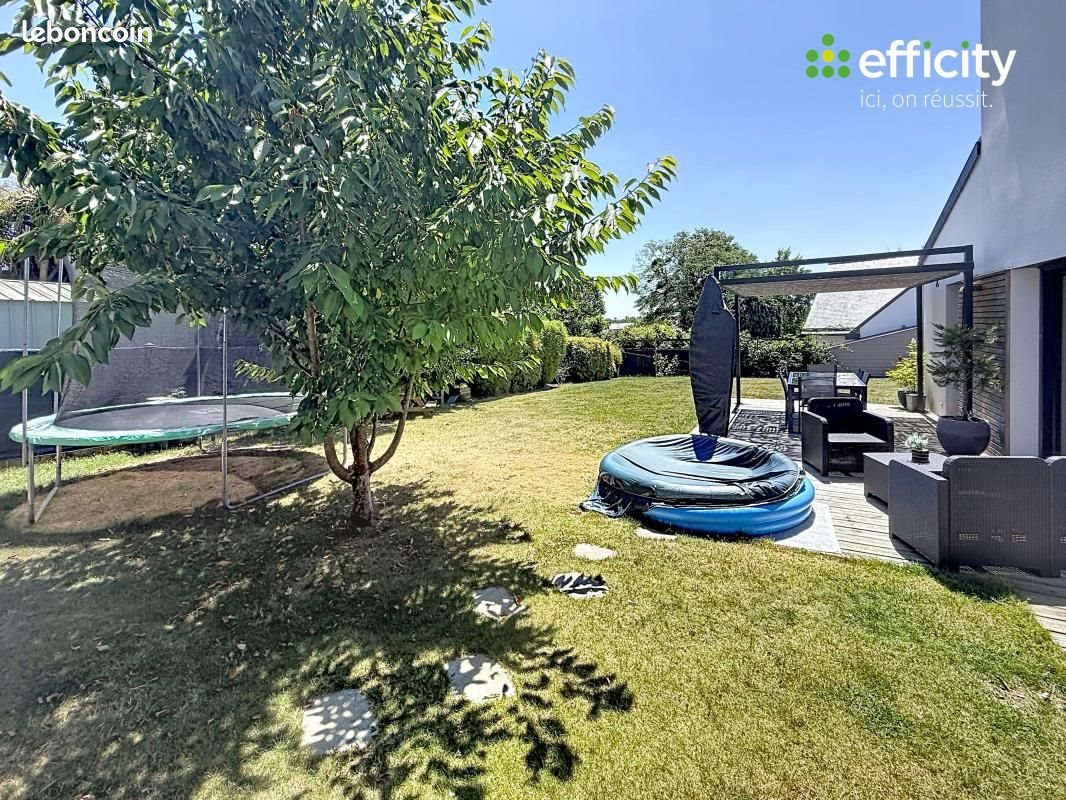 Maison à vendre, 156m², Châteaubourg