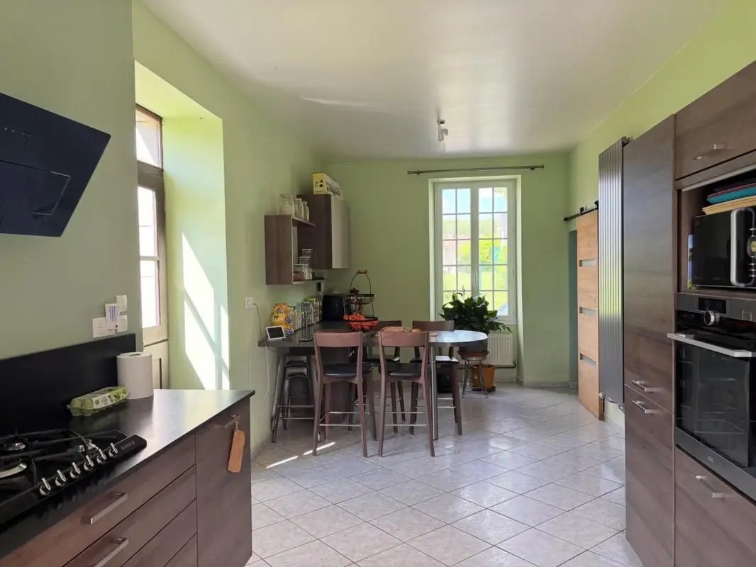 Maison à vendre, 180m², Eguzon-Chantôme