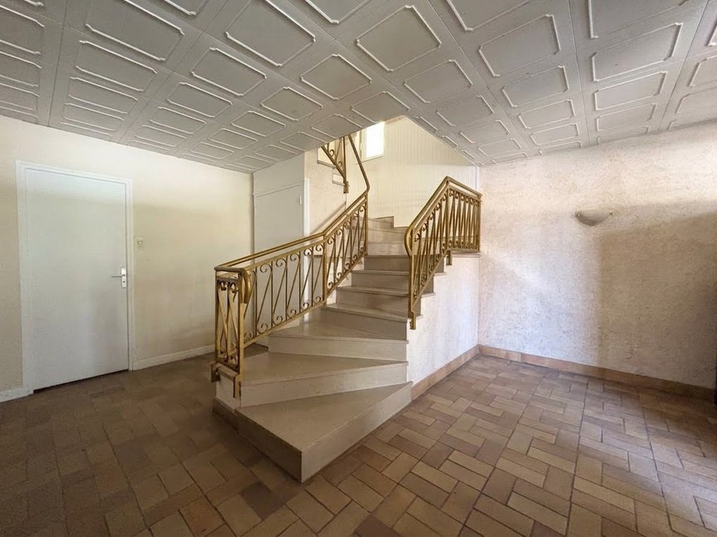 Maison à vendre, 283m², Saint-Victor-de-Cessieu