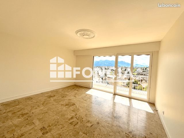 Appartement à louer, 65m², Voiron