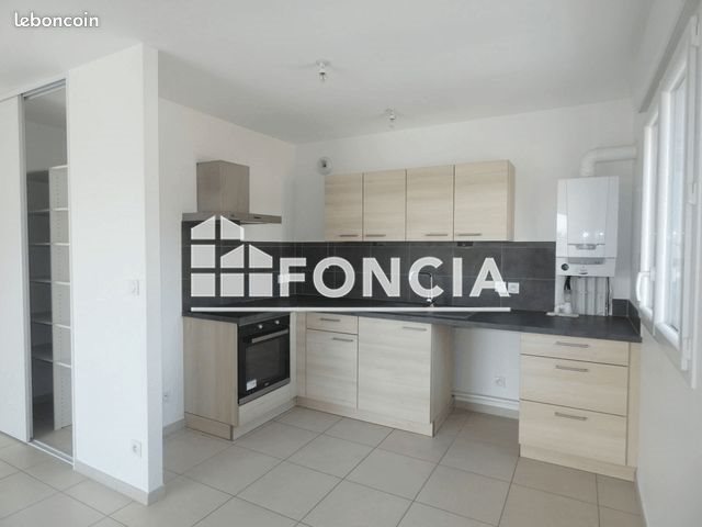 Appartement à louer, 69m², Voiron