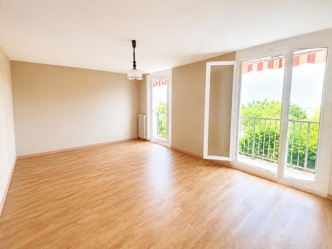 Appartement à vendre, 68m², Saint-Cyr-sur-Loire