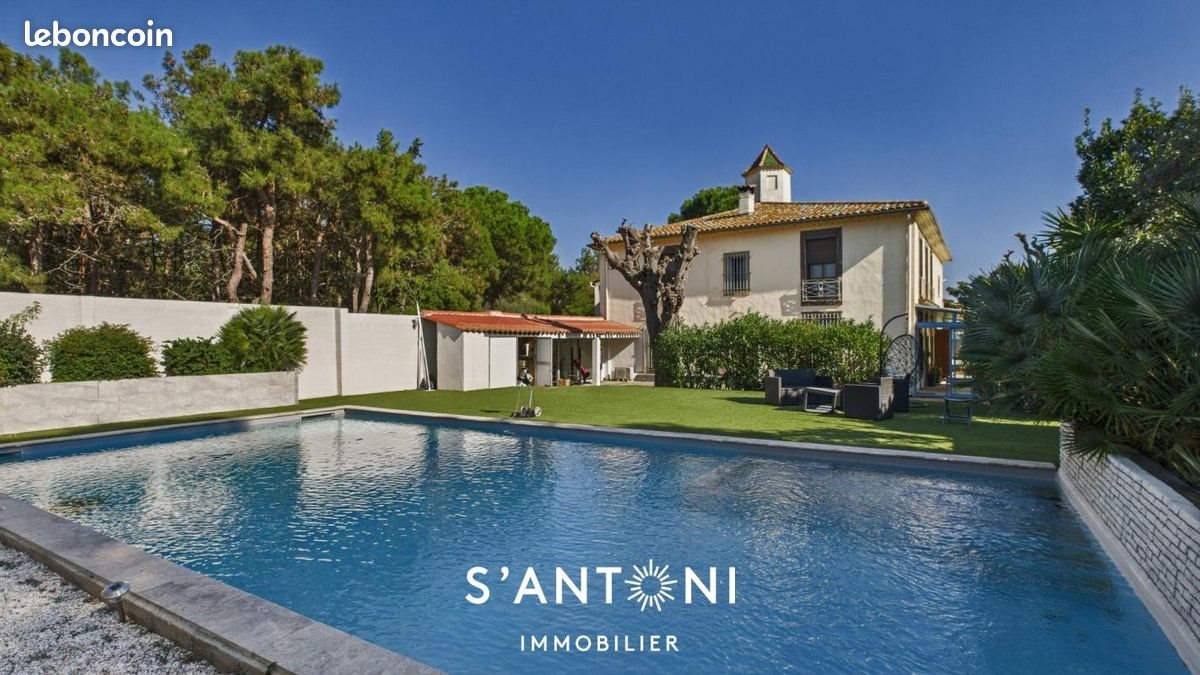 Maison à vendre, 380m², Agde (Cap d'Agde)