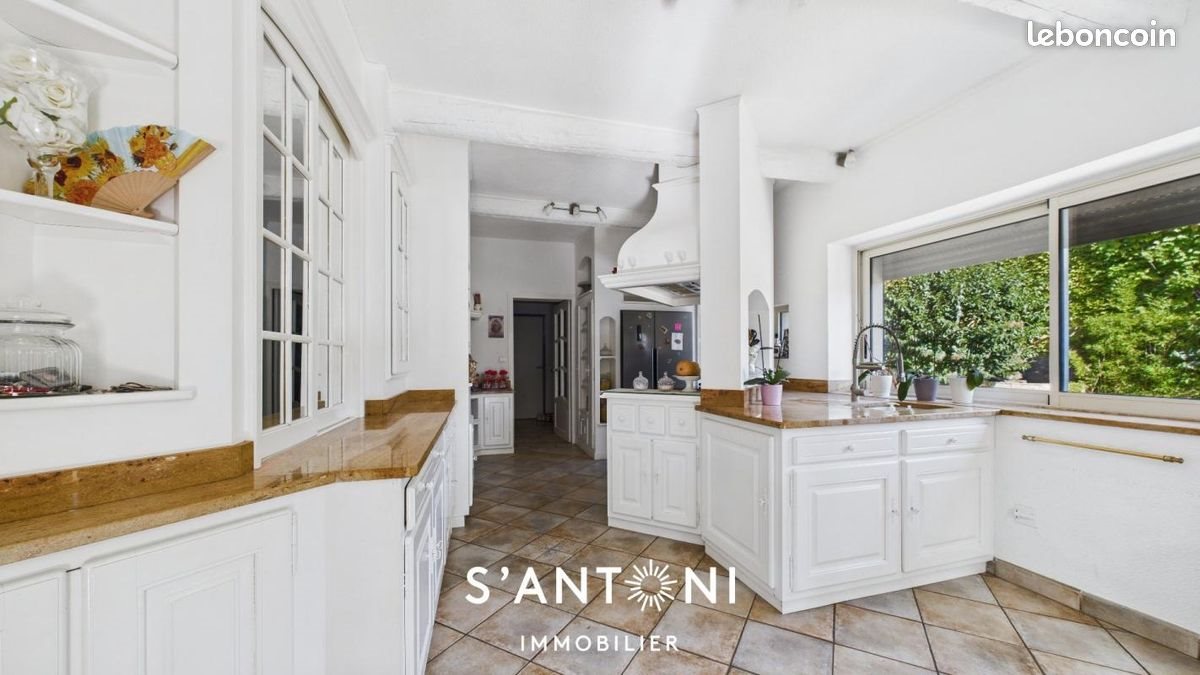 Maison à vendre, 380m², Agde (Cap d'Agde)