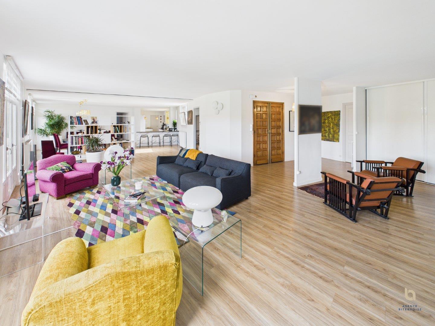 Appartement à vendre, 225m², Béziers
