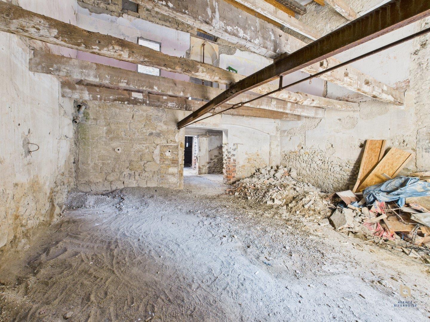 Maison à vendre, 192m², Saint-Geniès-de-Fontedit