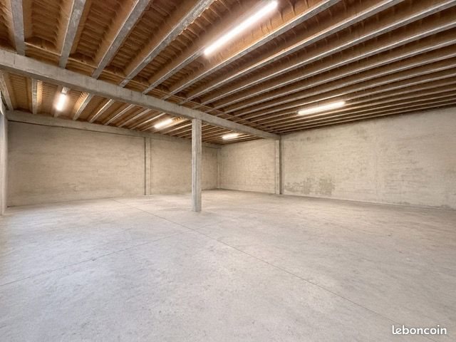 Appartement à vendre, 600m², Montoy-Flanville