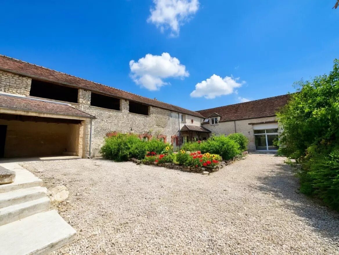 Maison à vendre, 240m², Nemours