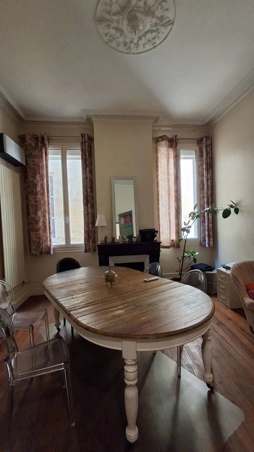 Appartement à louer, 65m², Bordeaux