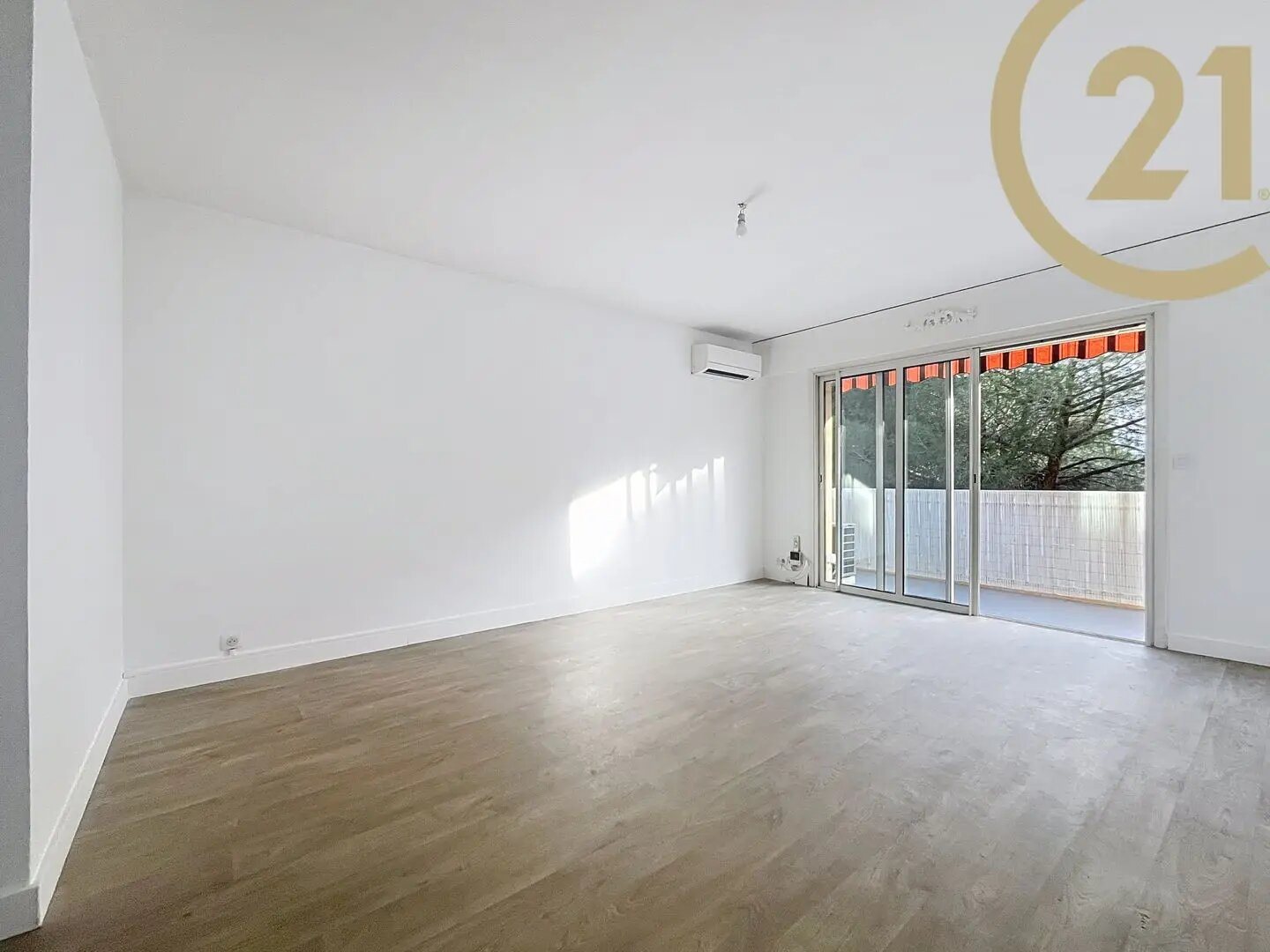 Appartement à vendre, 67m², Fréjus