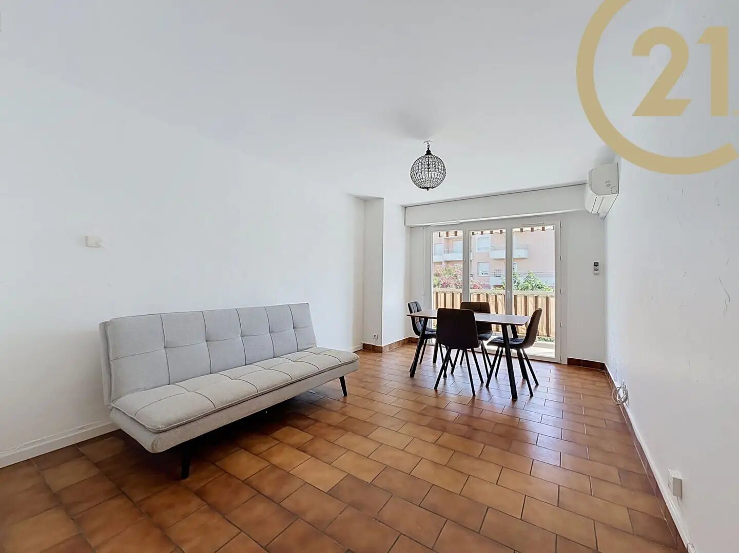 Appartement à louer, 63m², Fréjus
