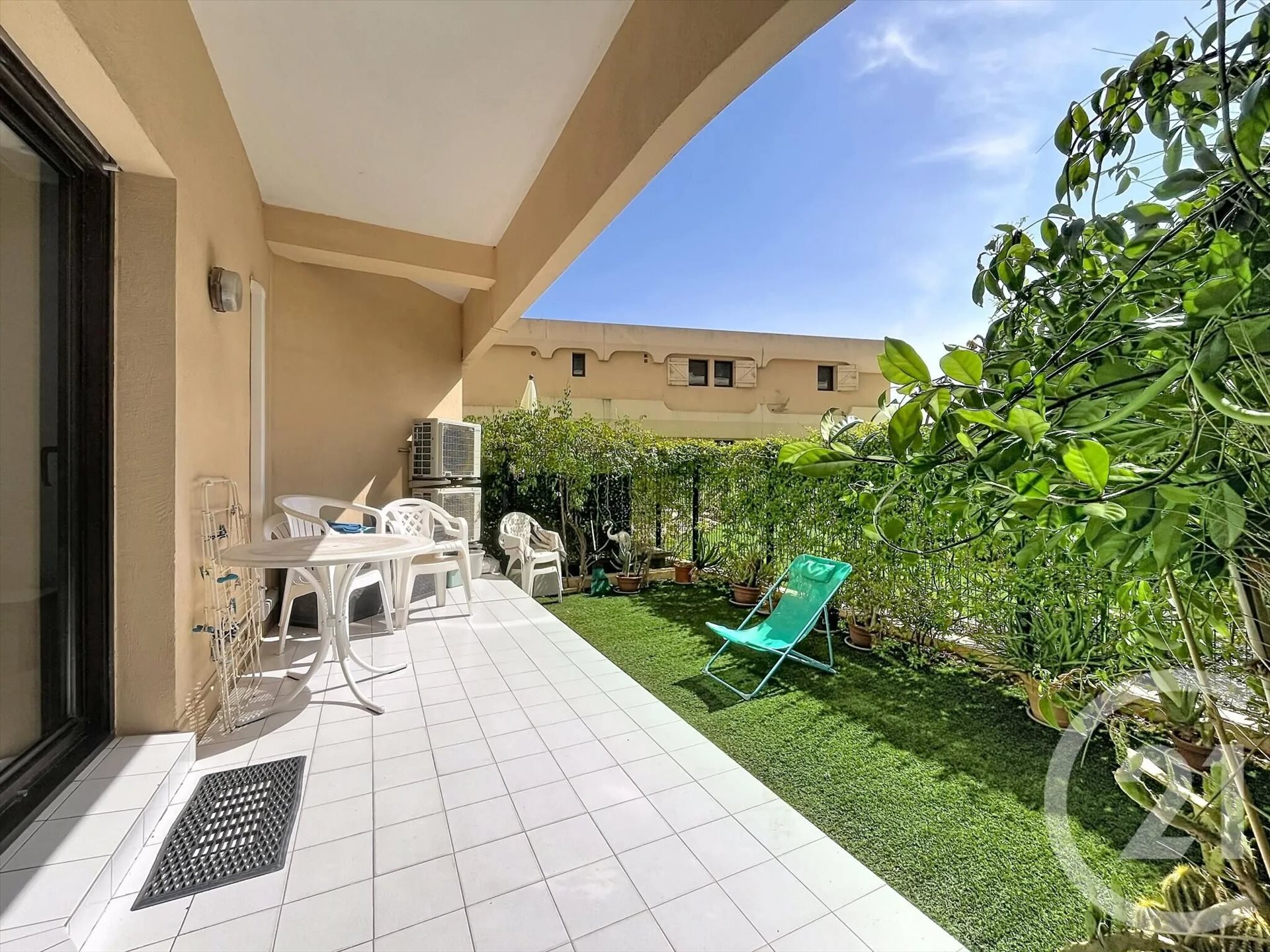 Appartement à vendre, 38m², Fréjus