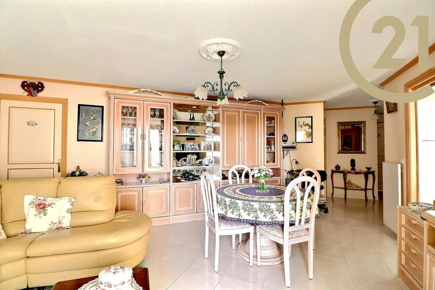 Appartement à vendre, 67m², Fréjus