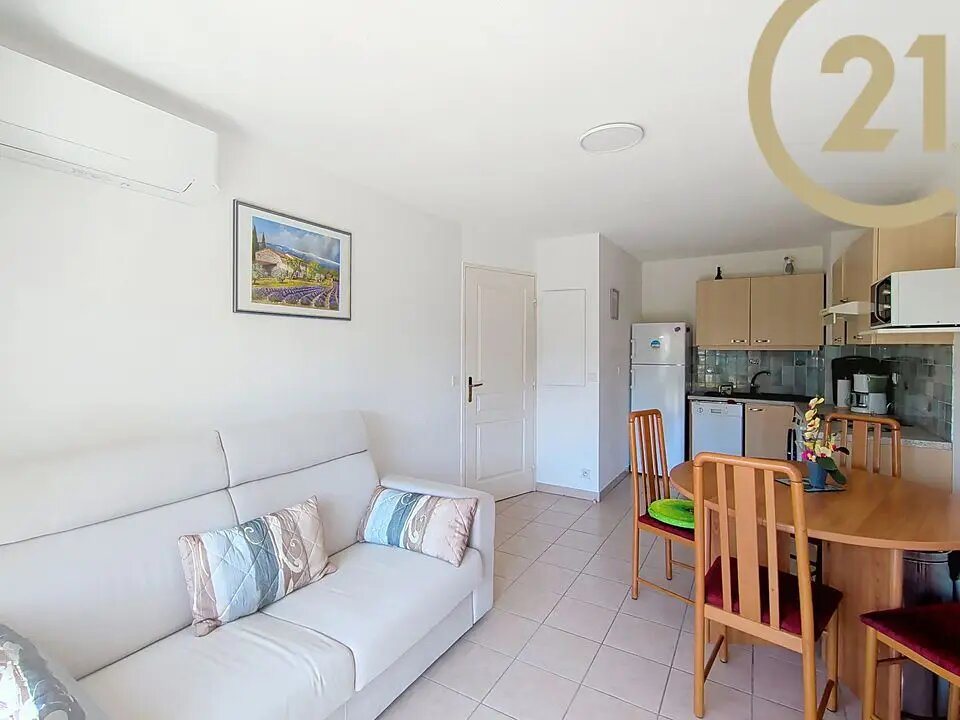 Appartement à vendre, 30m², Saint-Raphaël