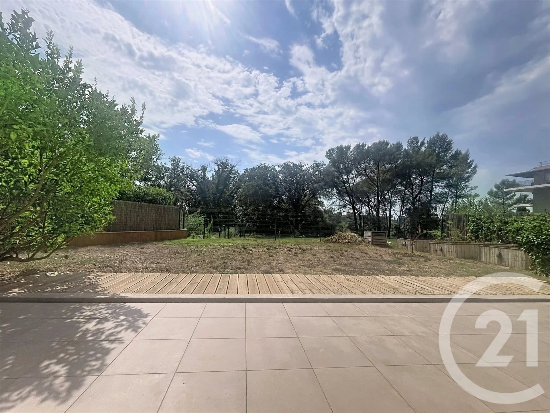 Appartement à vendre, 70m², Fréjus
