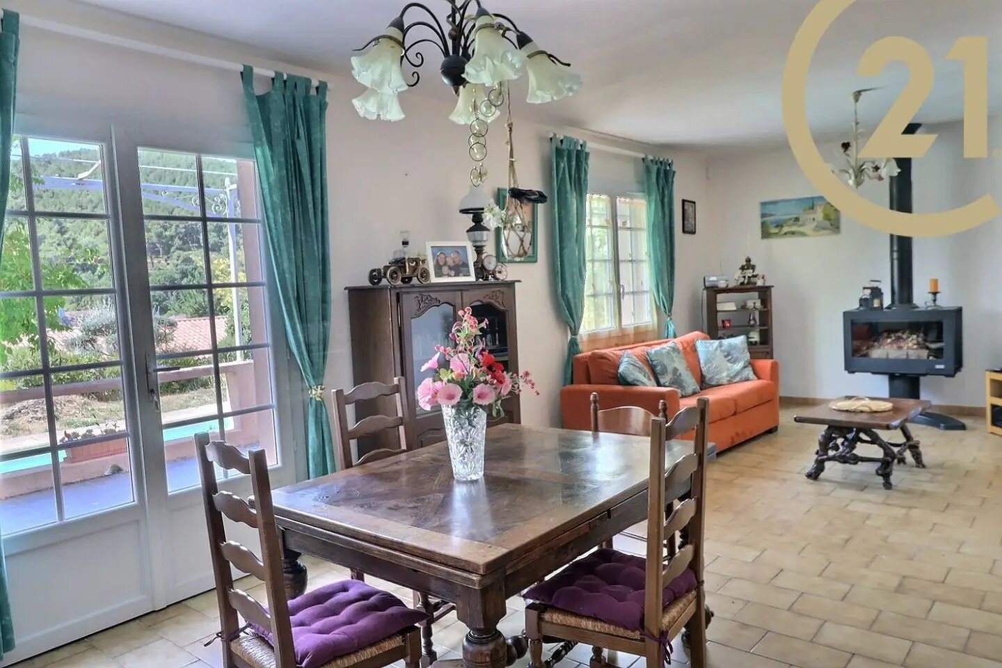 Maison à vendre, 105m², Figanières