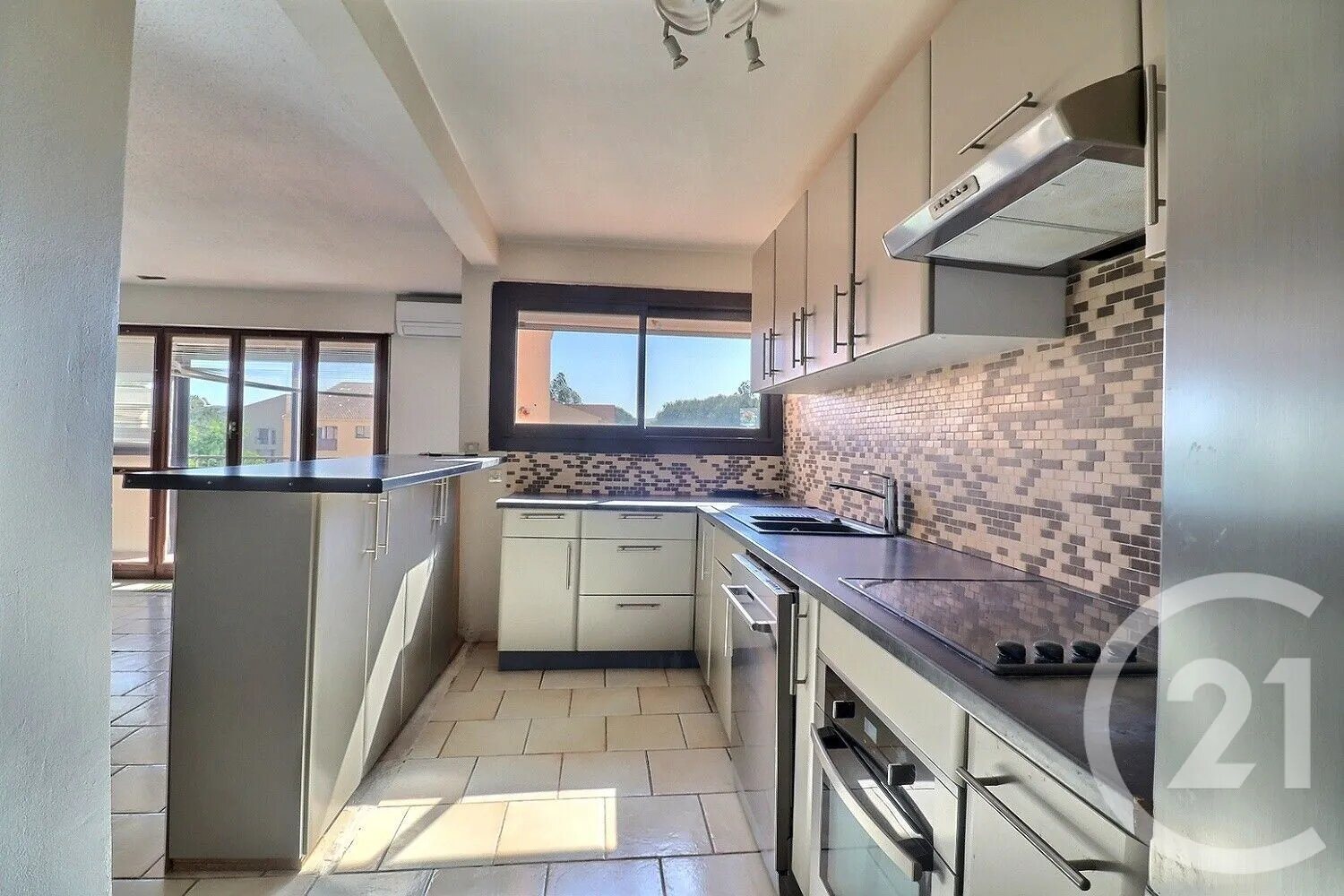 Appartement à vendre, 62m², Fréjus