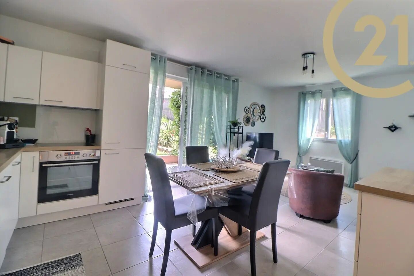 Appartement à vendre, 55m², Fréjus