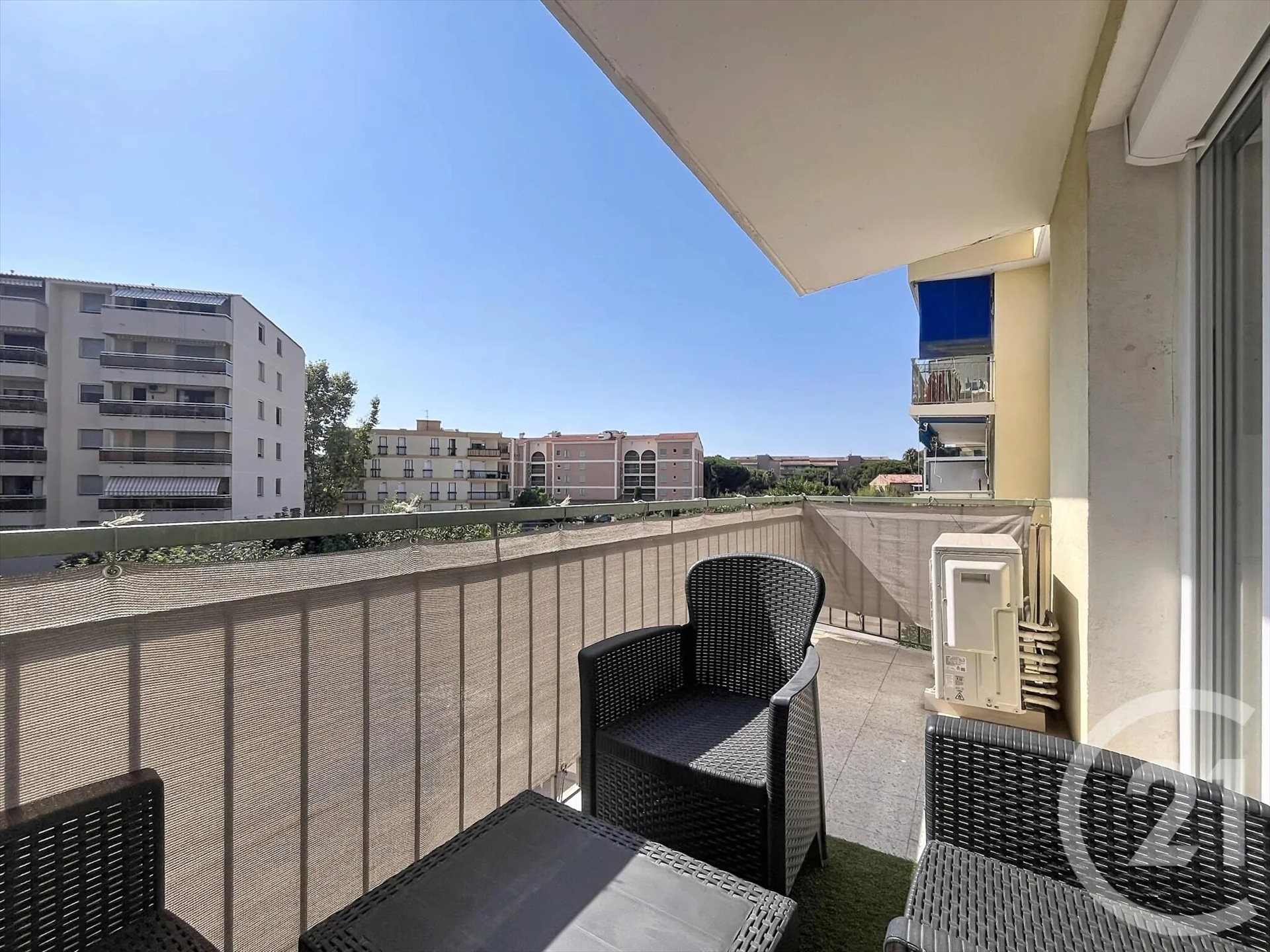 Appartement à vendre, 73m², Fréjus