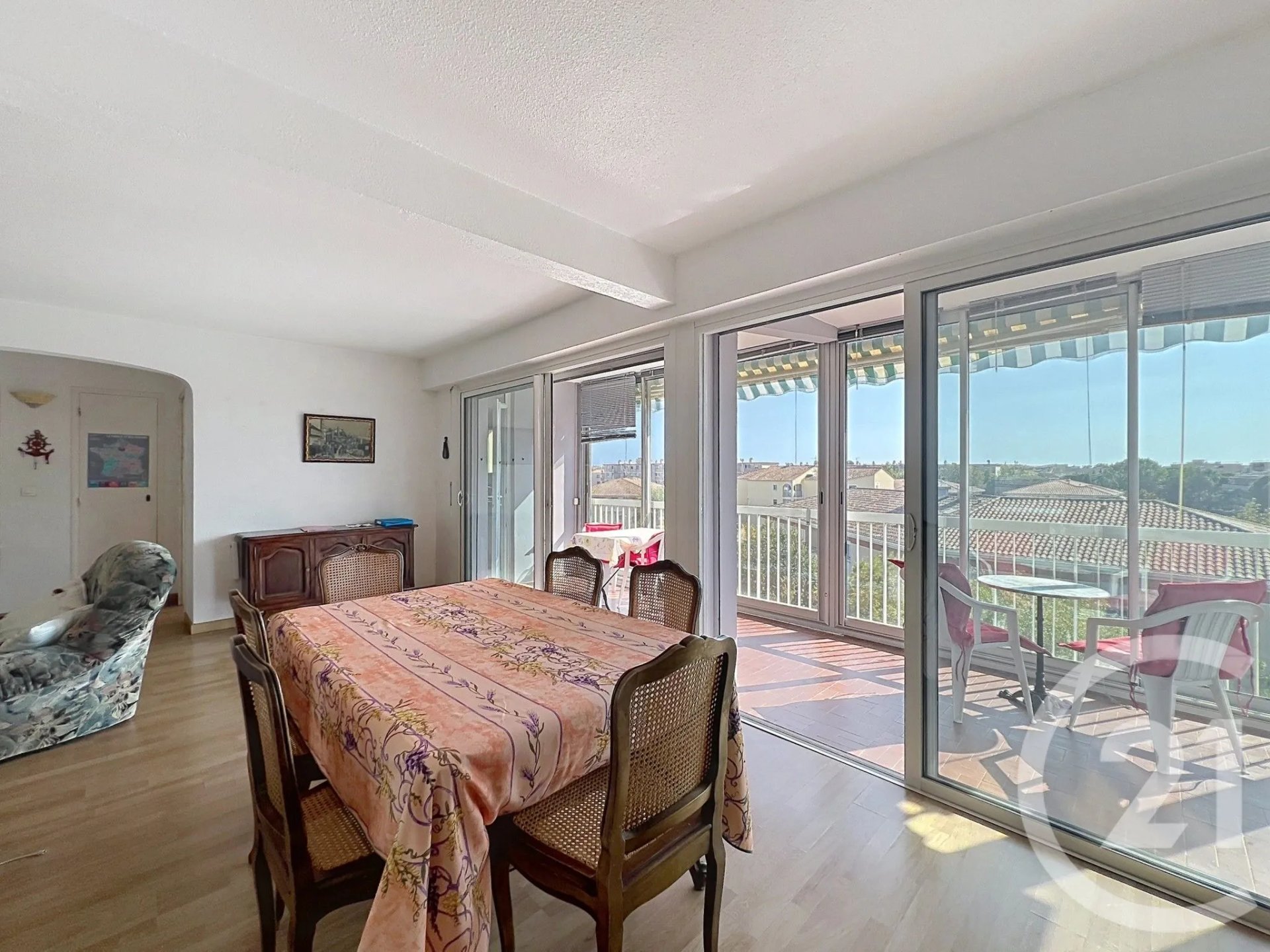 Appartement à vendre, 94m², Fréjus