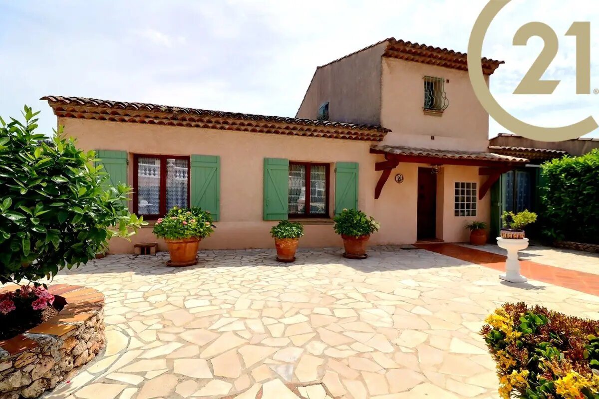 Maison à vendre, 203m², Saint-Raphaël