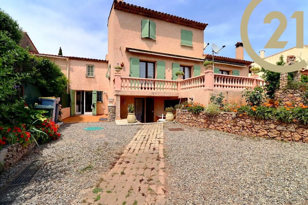 Maison à vendre, 203m², Saint-Raphaël