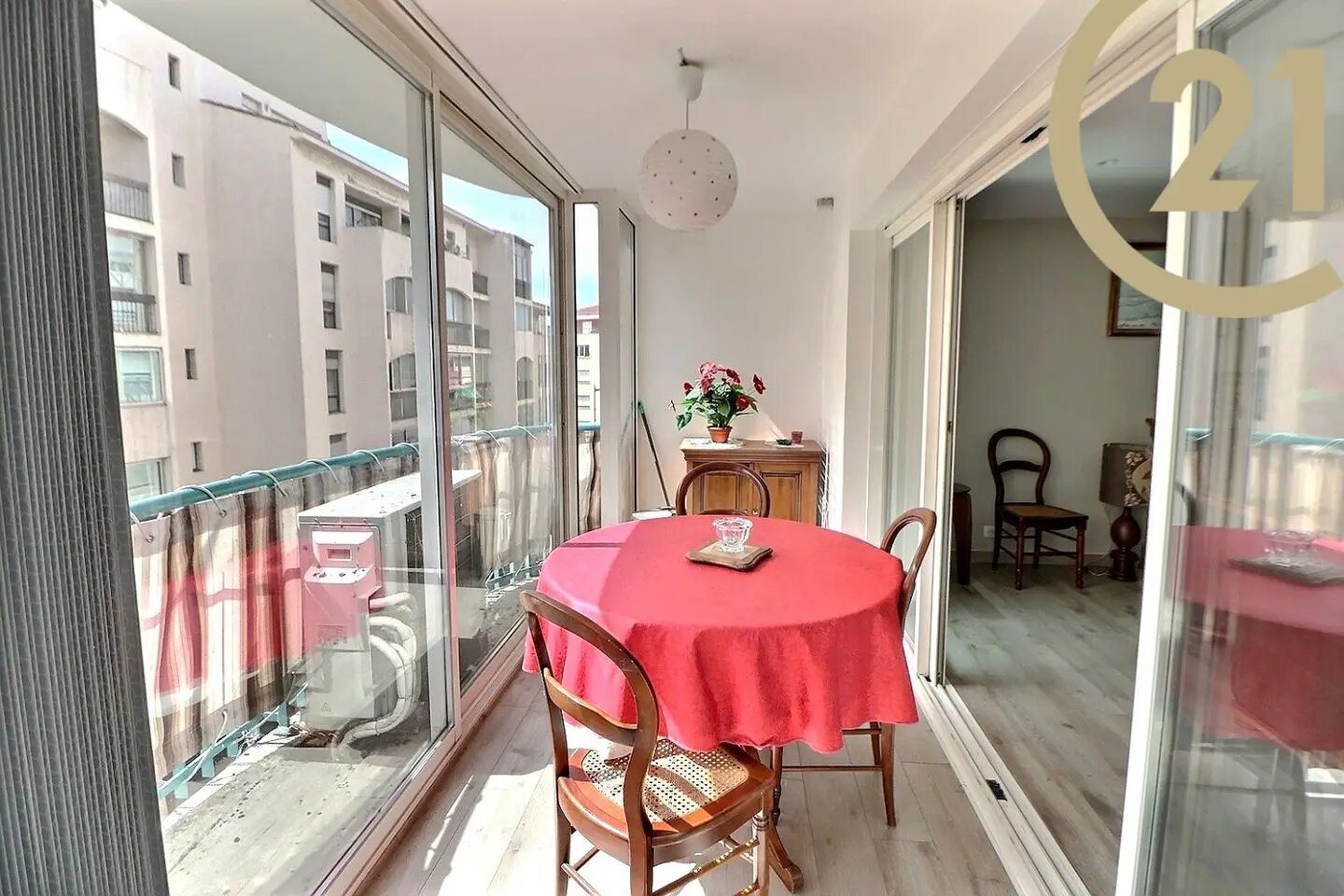 Appartement à vendre, 73m², Saint-Raphaël