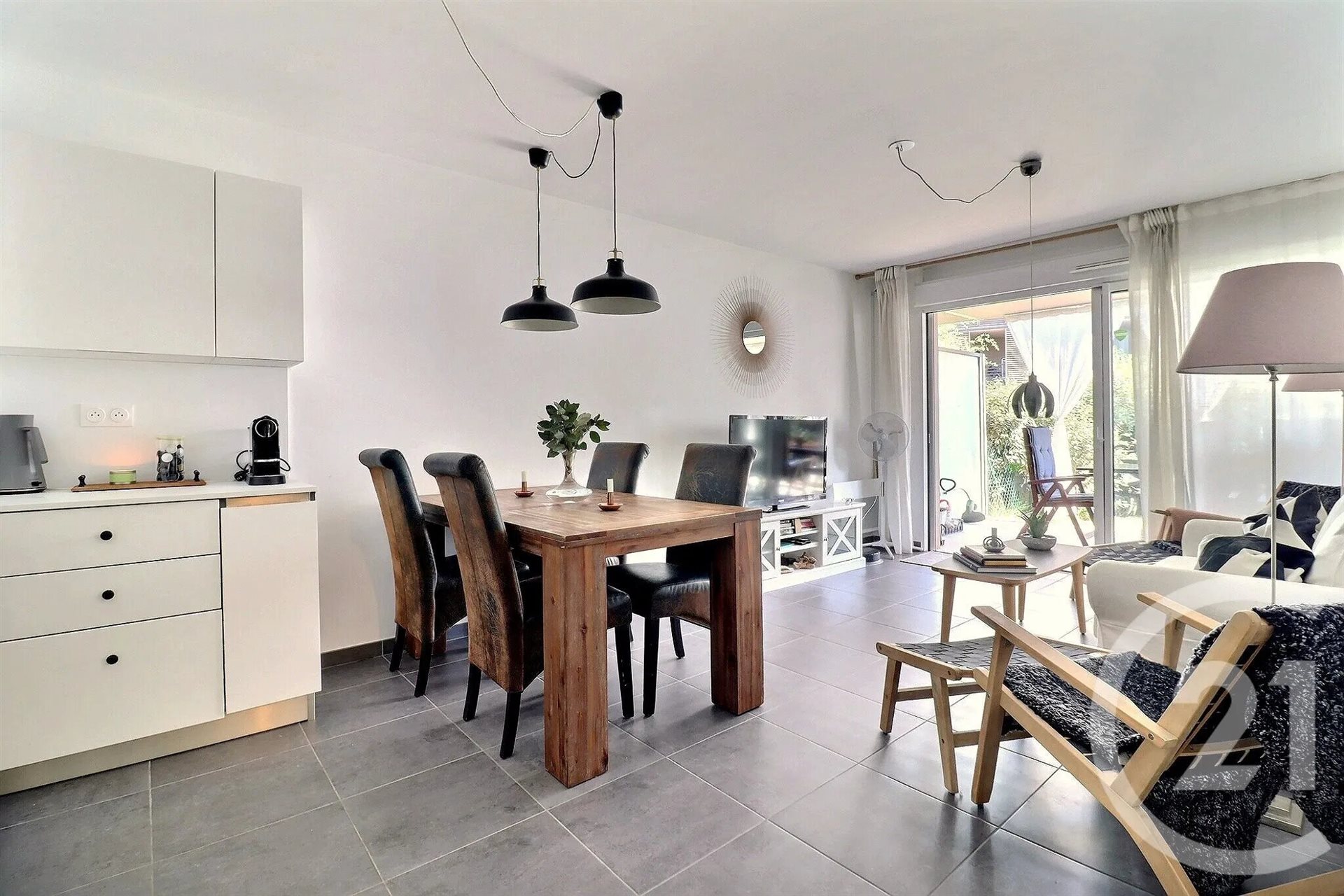Appartement à vendre, 56m², Fréjus